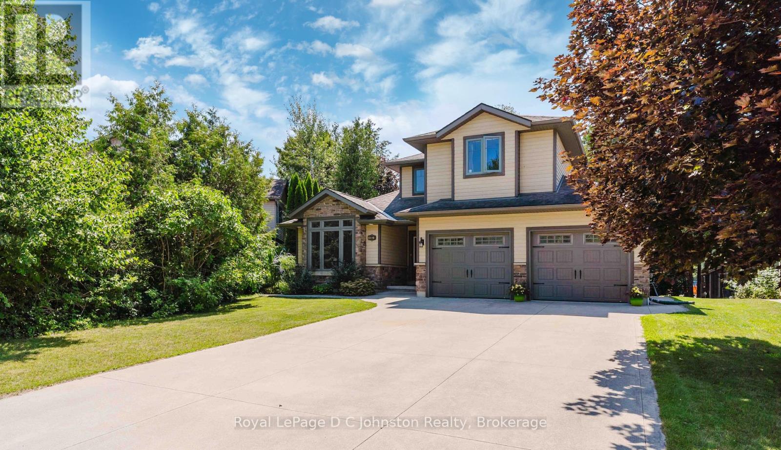 482 CREEKWOOD DRIVE, Saugeen Shores, Ontario
