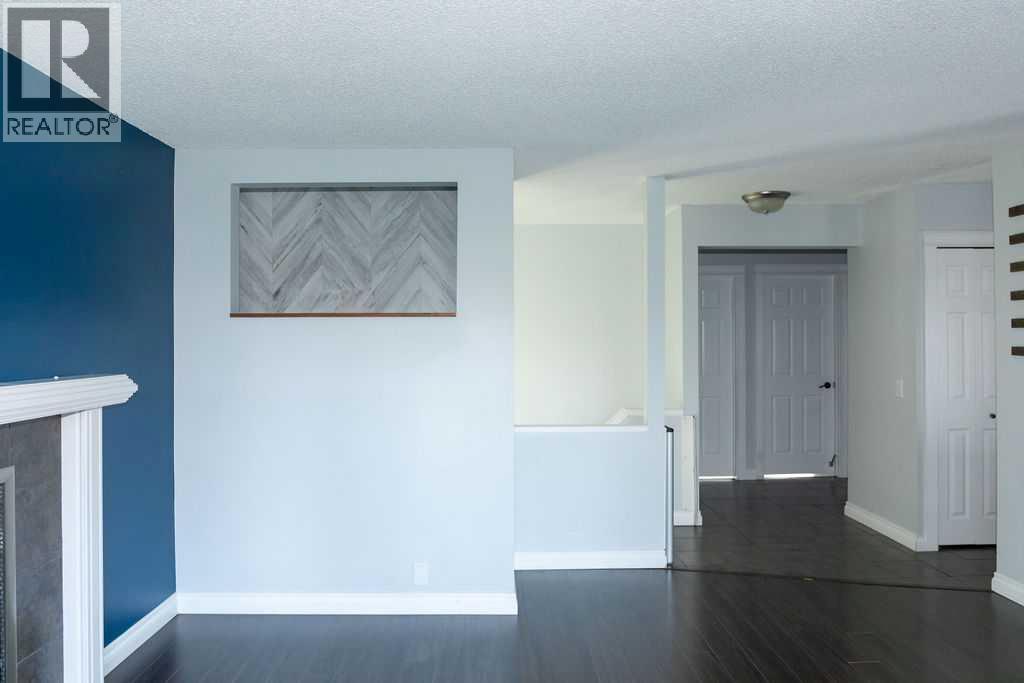 110 Bird Crescent, Fort Mcmurray, Alberta  T9K 0G9 - Photo 6 - A2318689