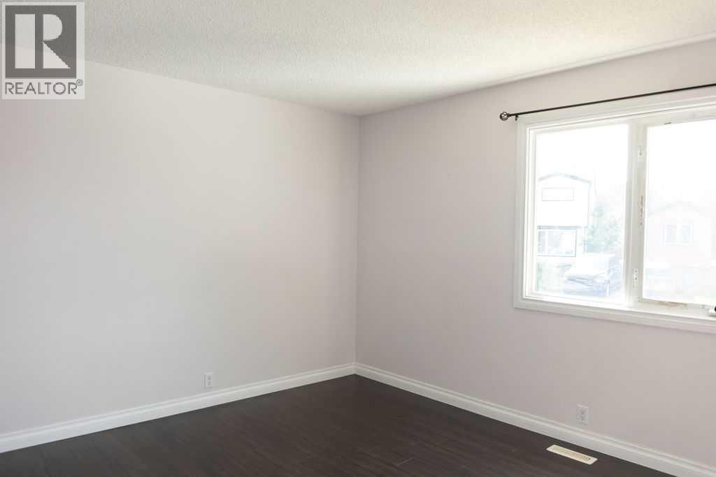 110 Bird Crescent, Fort Mcmurray, Alberta  T9K 0G9 - Photo 16 - A2318689