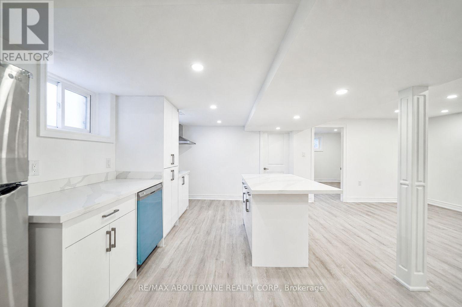 Lower - 4395 Longmoor Drive, Burlington, Ontario L7L 1X8 - Photo 9 - W13502742