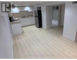 LOWER - 25 BEECHWOOD AVENUE, Toronto, Ontario