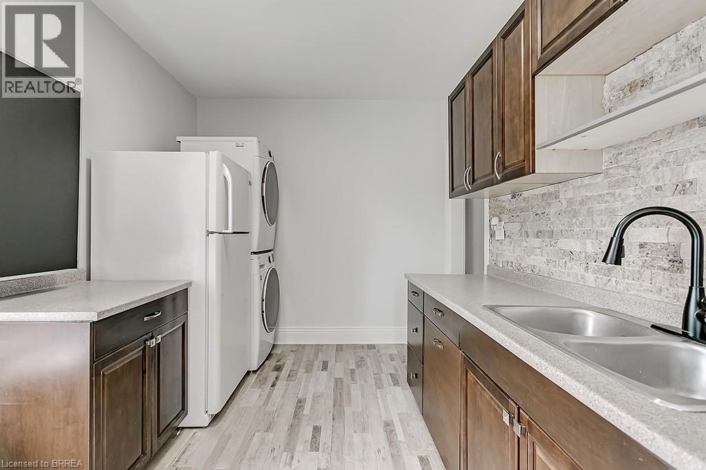 153 Drummond Street Unit# Upper, Brantford, Ontario  N3S 6A4 - Photo 6 - 40856214