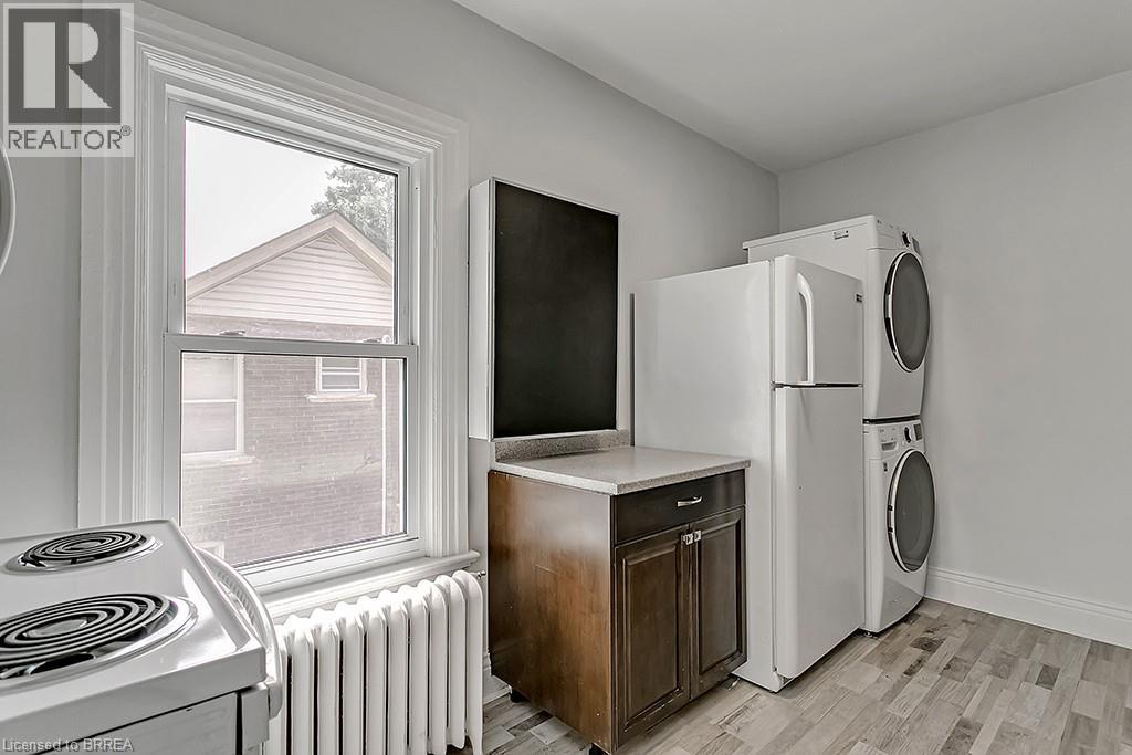 153 Drummond Street Unit# Upper, Brantford, Ontario  N3S 6A4 - Photo 7 - 40856214