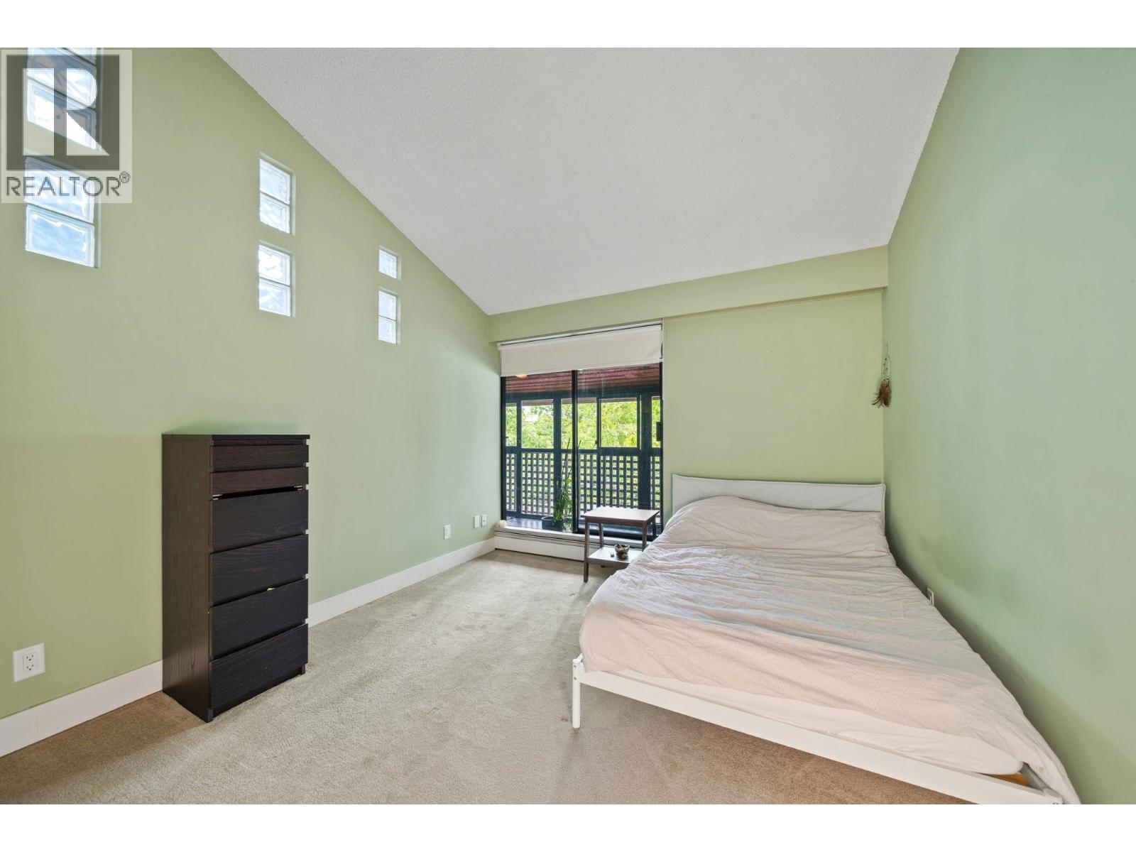 304 141 W 13th Street, North Vancouver, British Columbia  V7M 1N5 - Photo 15 - R3149258