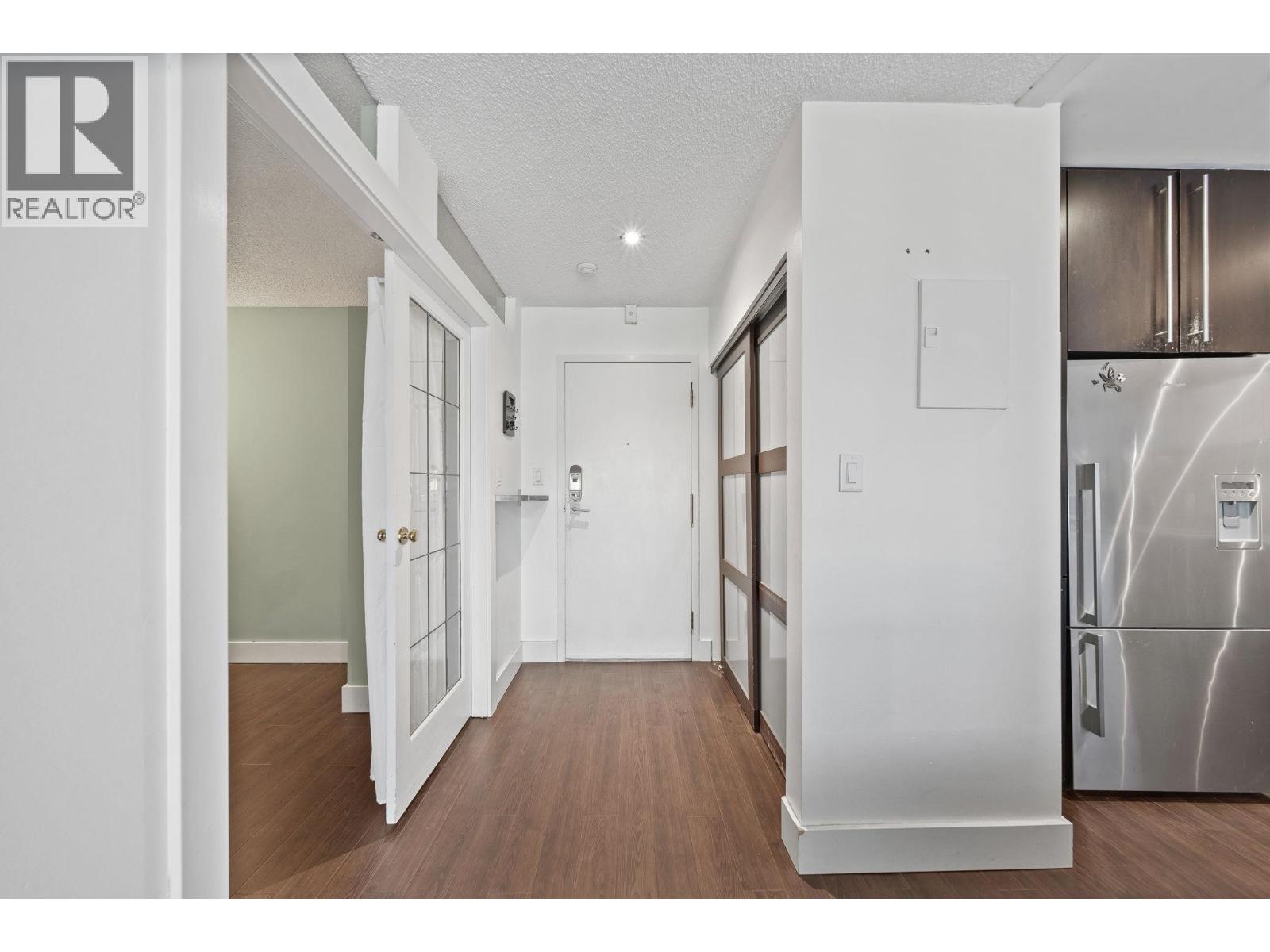 304 141 W 13th Street, North Vancouver, British Columbia  V7M 1N5 - Photo 12 - R3149258