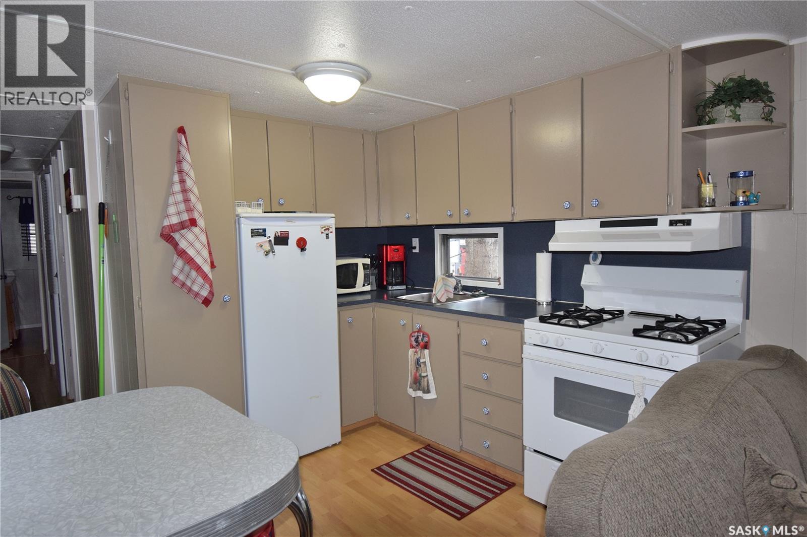 106 Dusty Trail - Ambrose Family Park, Emma Lake, Saskatchewan  S0J 0N0 - Photo 4 - SK046005