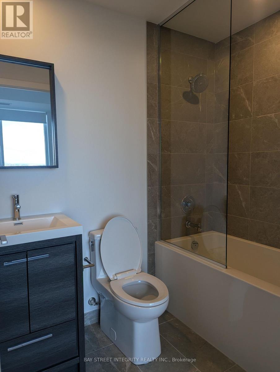 5 Meadowdale Road, Vaughan, Ontario  L4K 0C7 - Photo 7 - N13694214