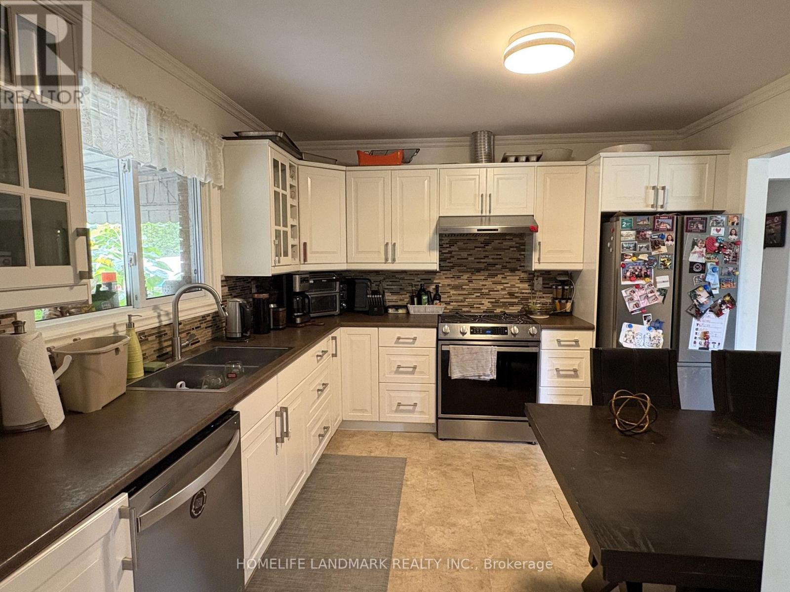 365 Irene Drive, Georgina, Ontario  L4P 3B3 - Photo 4 - N13694230