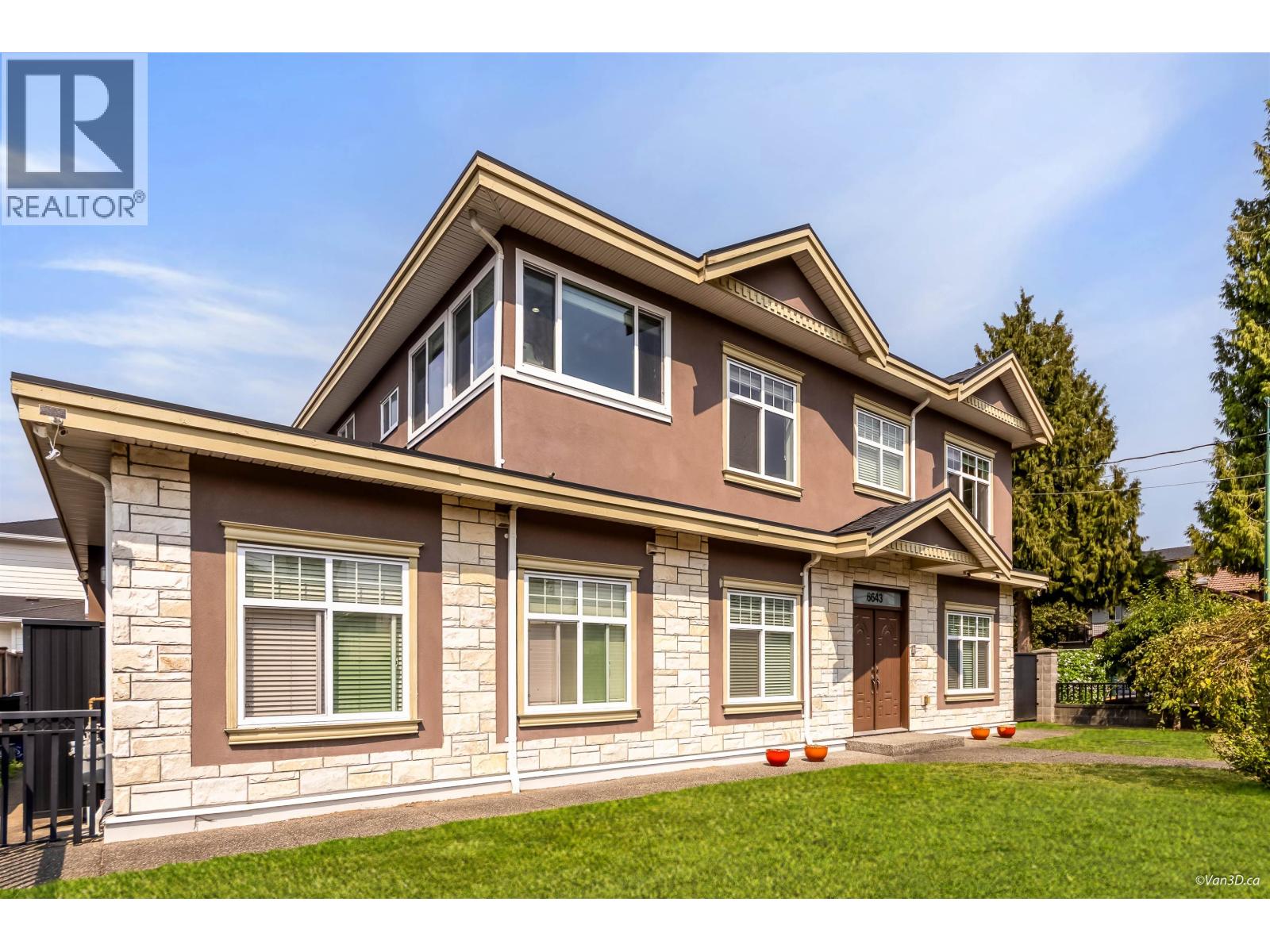 6643 Imperial Street, Burnaby, British Columbia  V5E 1M9 - Photo 2 - R3157483