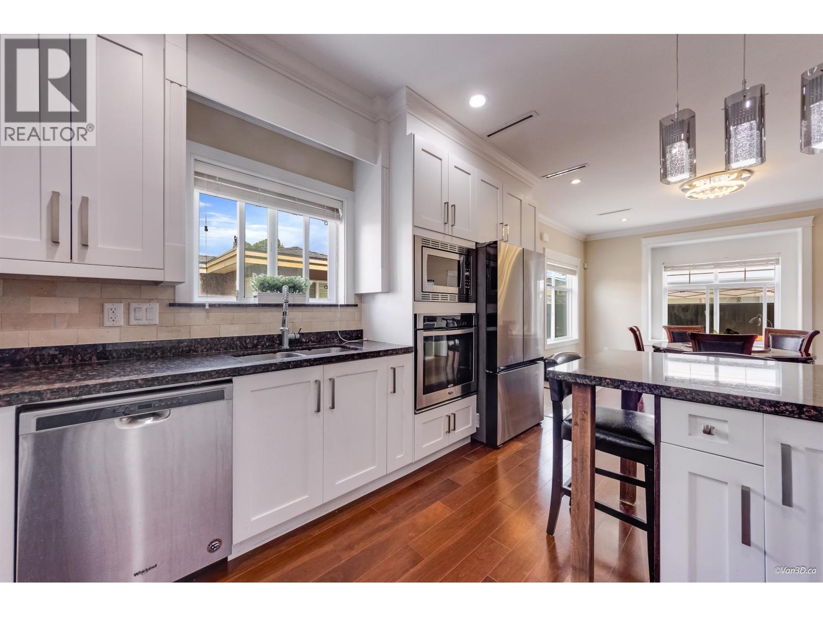 6643 Imperial Street, Burnaby, British Columbia  V5E 1M9 - Photo 4 - R3157483