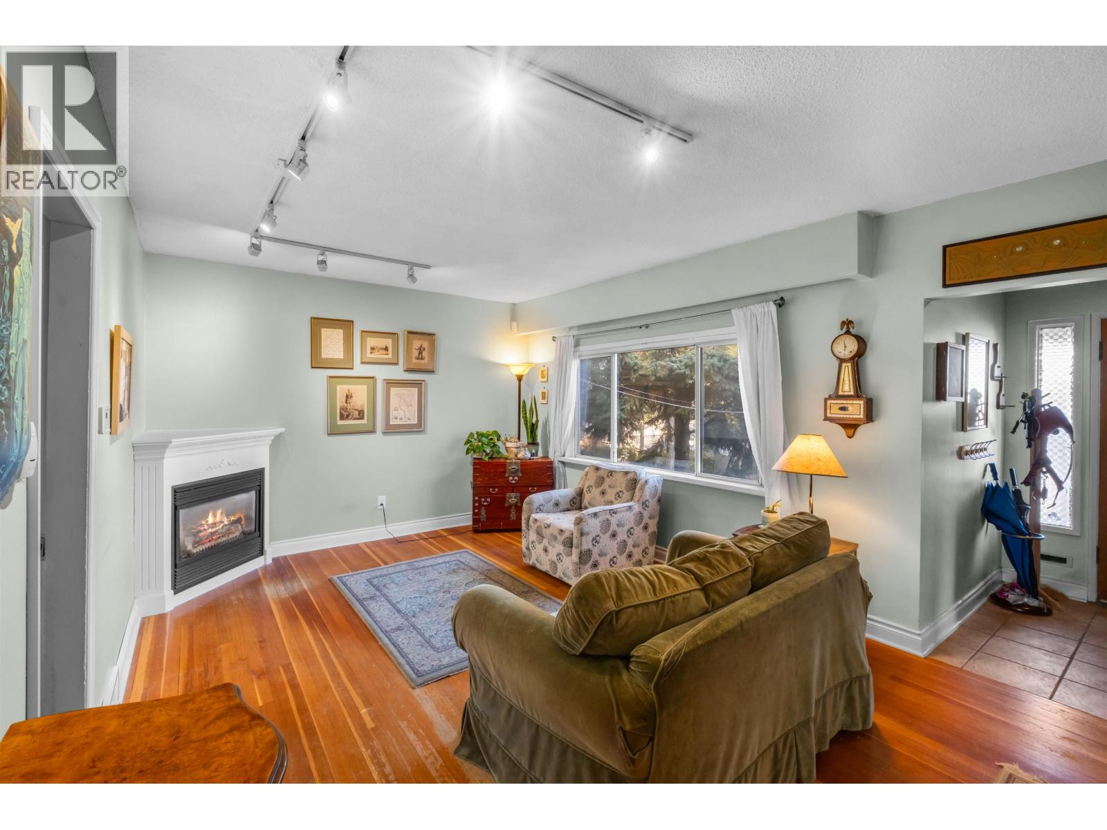 521 Garfield Street, New Westminster, British Columbia V3L 4A6 - Photo 2 - R3157484