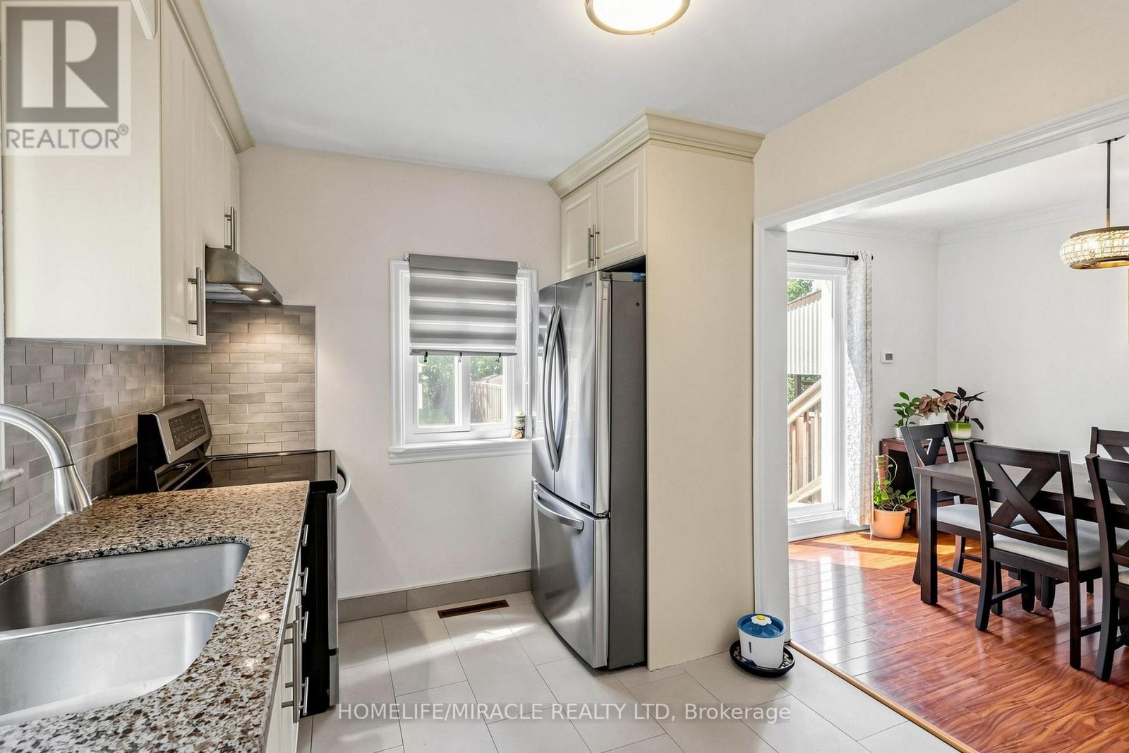 470 Midland Avenue, Toronto, Ontario  M1N 4A6 - Photo 20 - E13693452