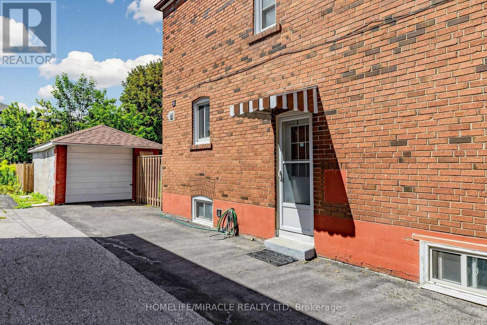 470 Midland Avenue, Toronto, Ontario  M1N 4A6 - Photo 48 - E13693452