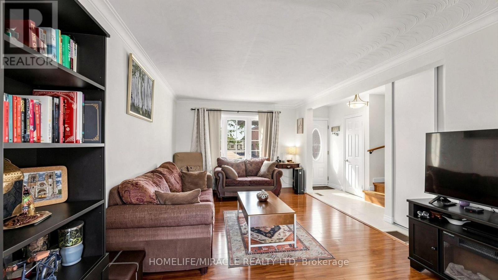 470 Midland Avenue, Toronto, Ontario  M1N 4A6 - Photo 7 - E13693452