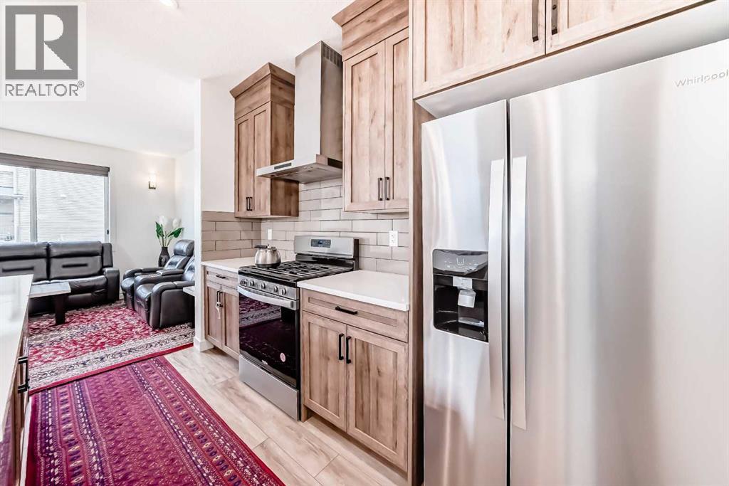 330 Ambleton Drive NW, Calgary, Alberta  T3P 2B7 - Photo 10 - A2337058