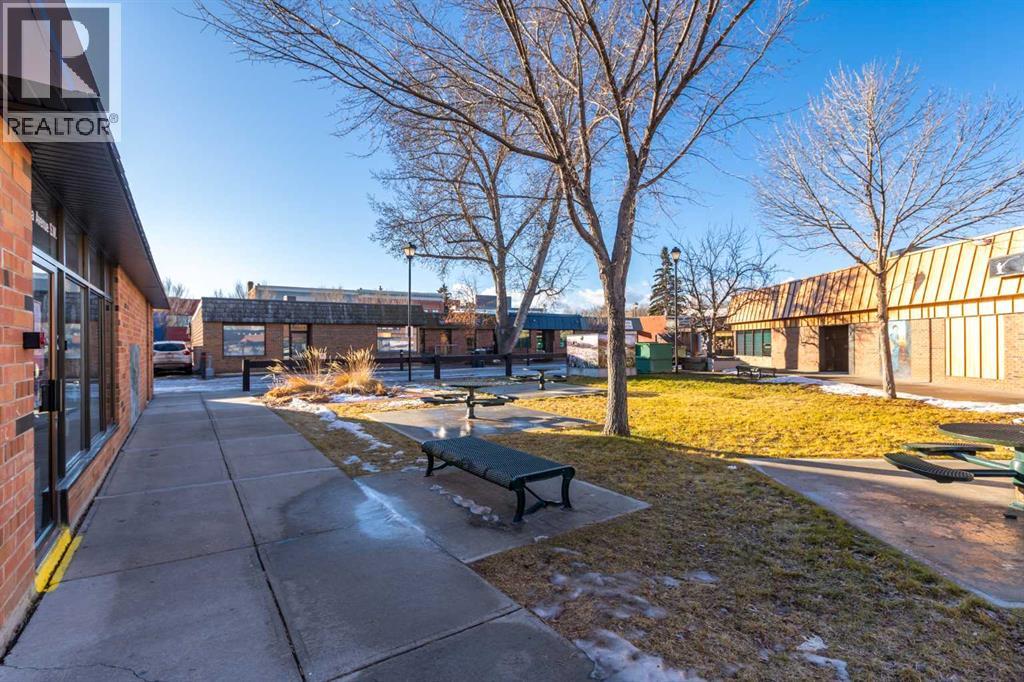 121 1 Street SW, High River, Alberta  T1V 1M3 - Photo 4 - A2327507
