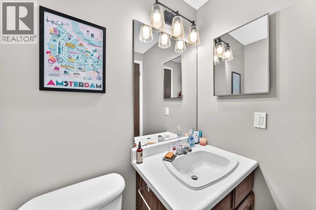1487 Berkley Drive NW, Calgary, Alberta  T3K 1T7 - Photo 21 - A2337862