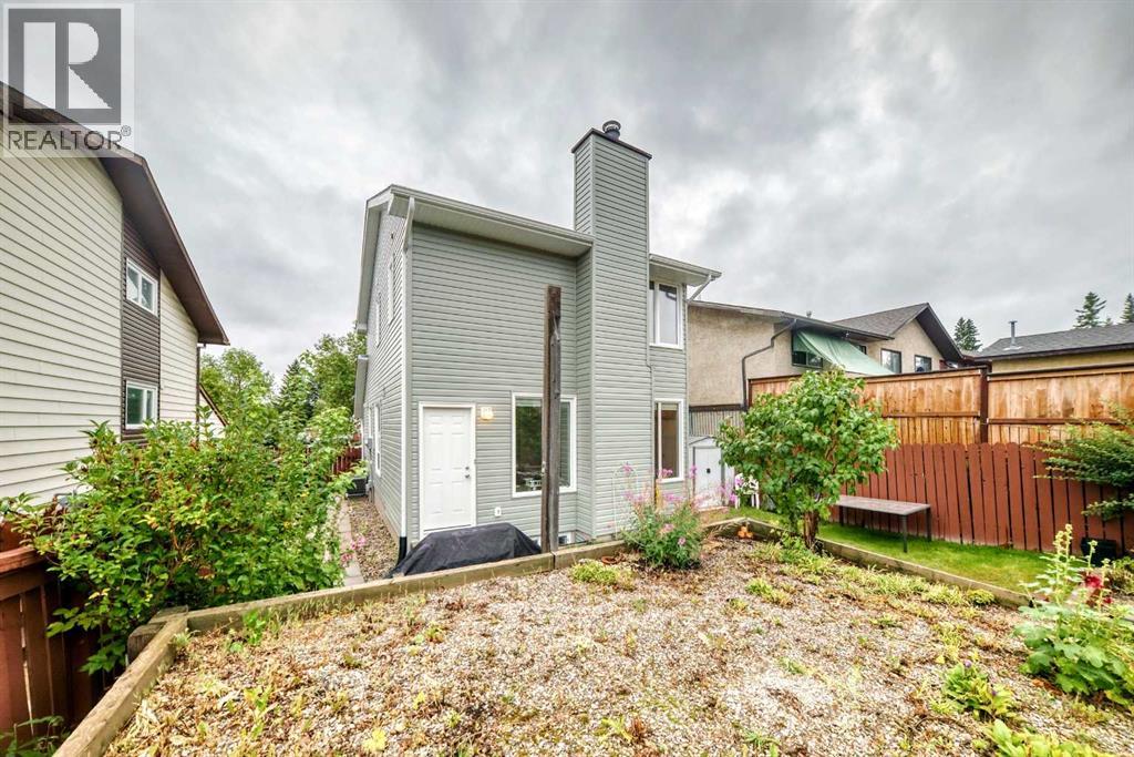 1487 Berkley Drive NW, Calgary, Alberta  T3K 1T7 - Photo 37 - A2337862