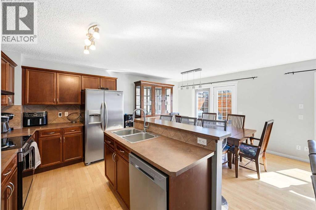 78 Cougar Plateau Way SW, Calgary, Alberta  T3H 5S4 - Photo 14 - A2338830