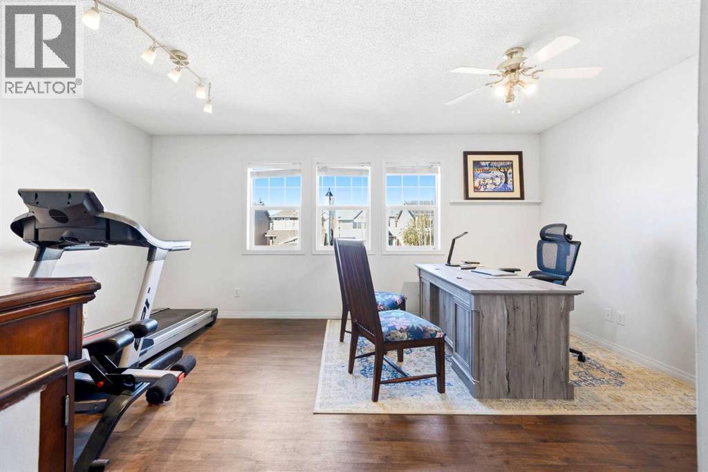 78 Cougar Plateau Way SW, Calgary, Alberta  T3H 5S4 - Photo 27 - A2338830