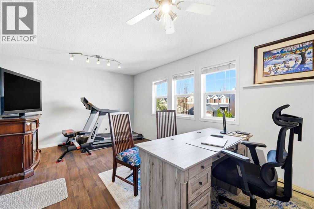 78 Cougar Plateau Way SW, Calgary, Alberta  T3H 5S4 - Photo 28 - A2338830