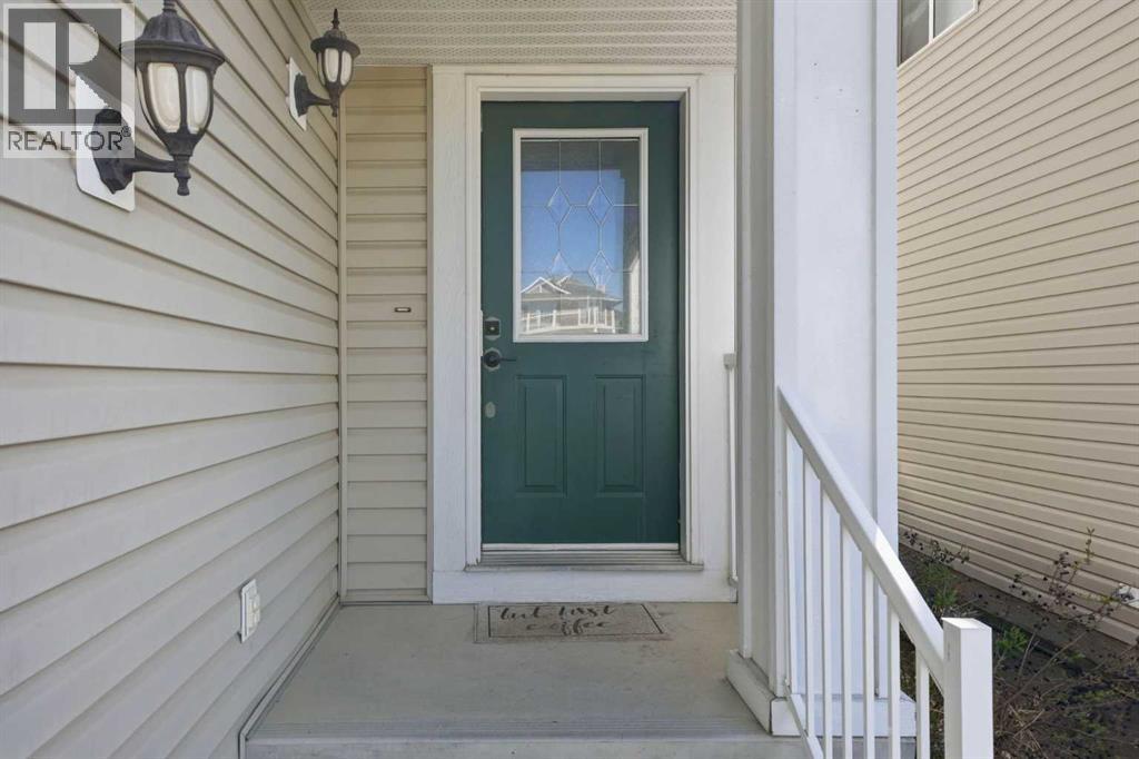78 Cougar Plateau Way SW, Calgary, Alberta  T3H 5S4 - Photo 3 - A2338830