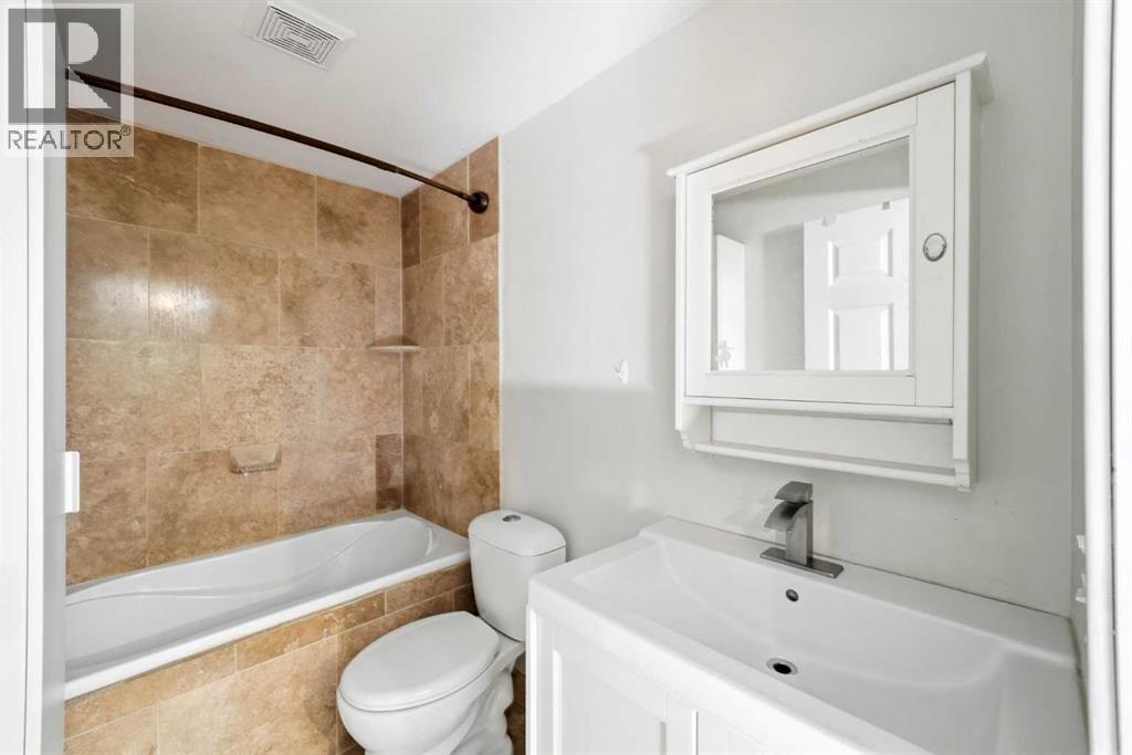 78 Cougar Plateau Way SW, Calgary, Alberta  T3H 5S4 - Photo 35 - A2338830