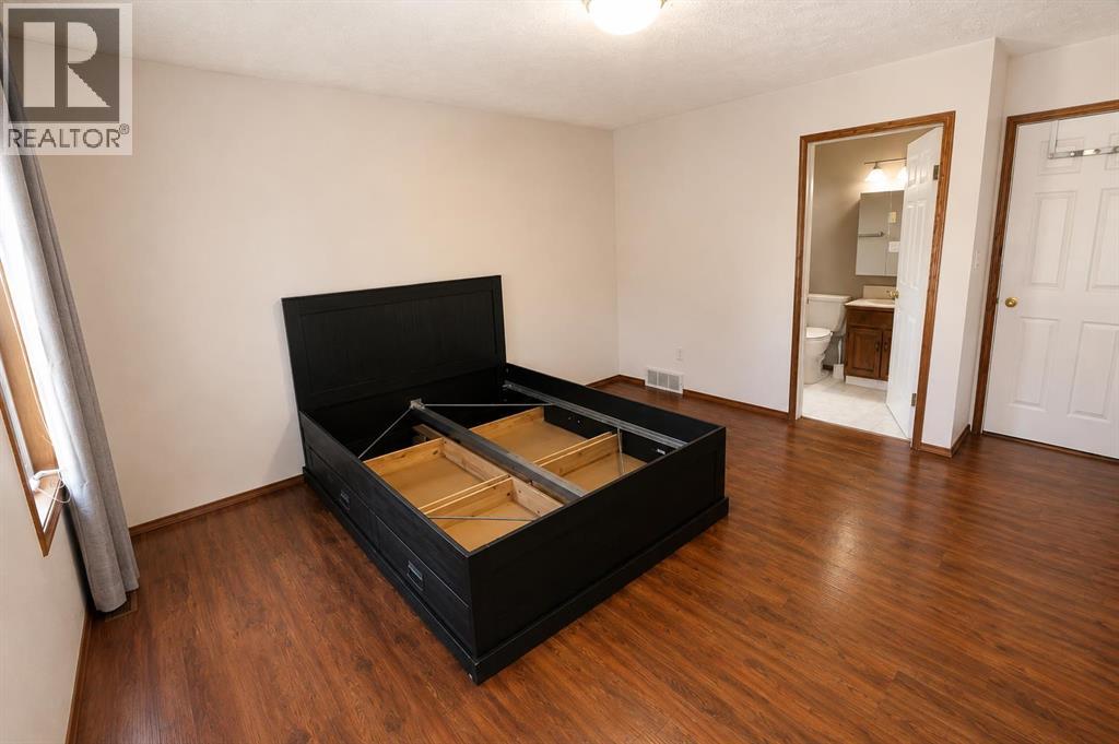 8604 99a Street, Grande Prairie, Alberta  T8V 2H8 - Photo 11 - A2337508