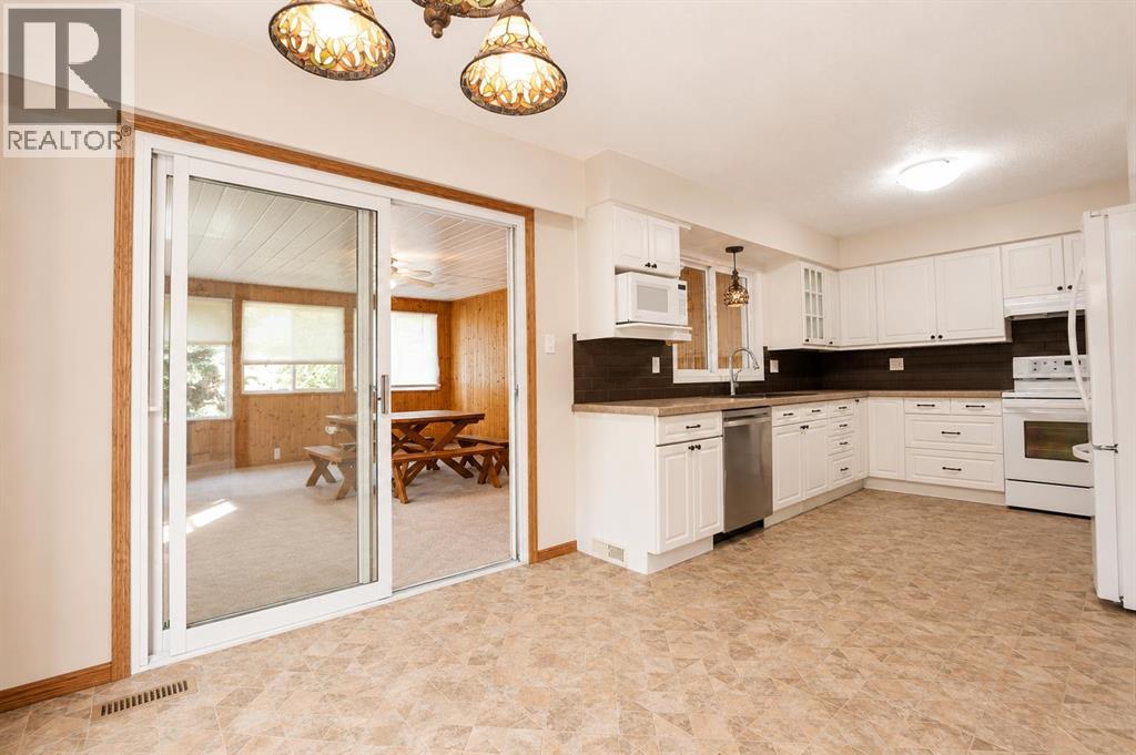 8604 99a Street, Grande Prairie, Alberta  T8V 2H8 - Photo 7 - A2337508
