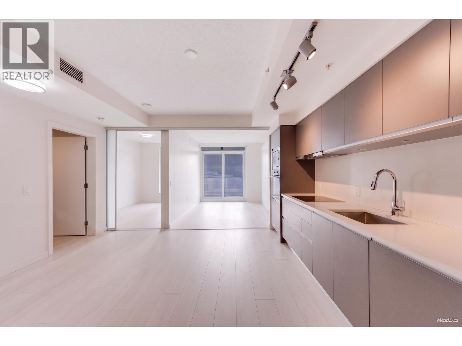 628 180 E 2nd Avenue, Vancouver, British Columbia  V5T 0K4 - Photo 3 - R3156594