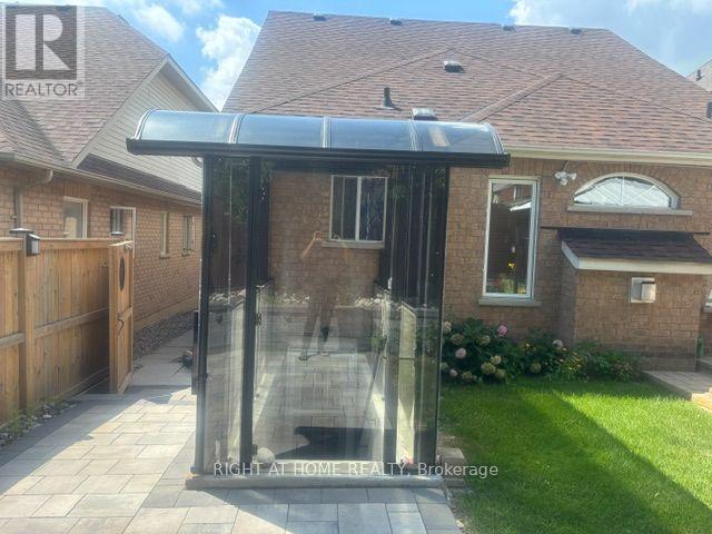 101 Mackey Drive, Whitby, Ontario  L1P 1R5 - Photo 3 - E13694276