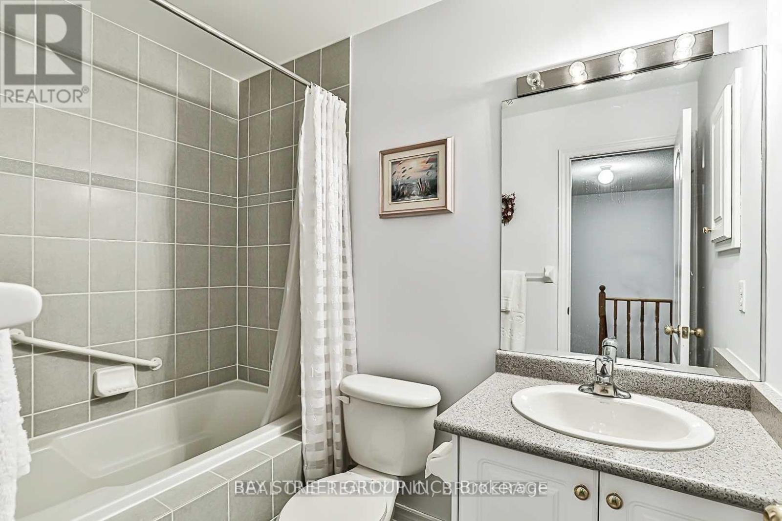 523 Ainsworth Drive, Newmarket, Ontario  L3Y 8W9 - Photo 25 - N13694234