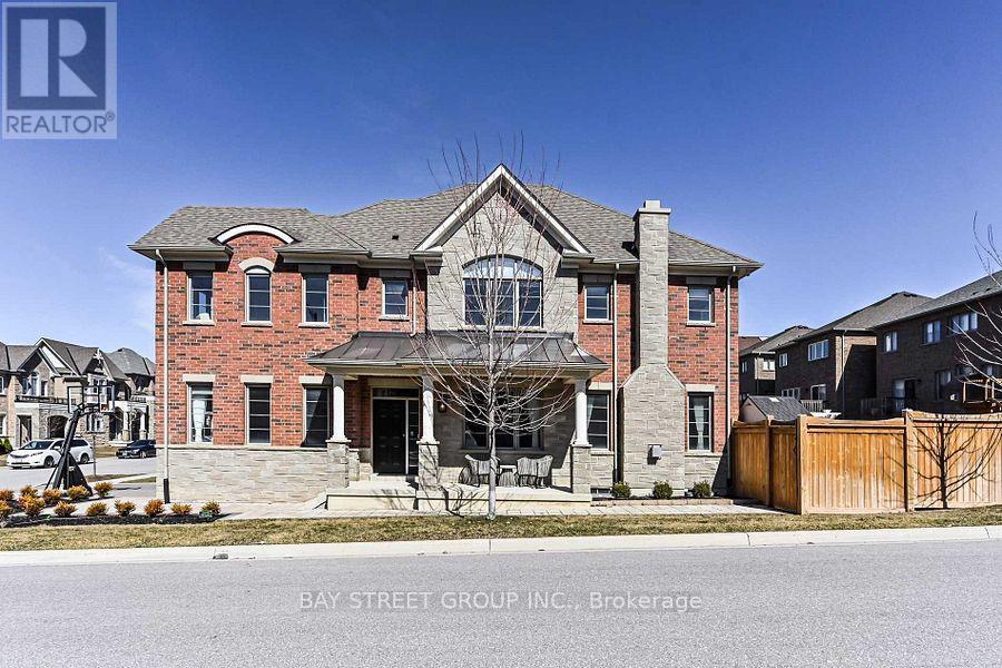 44 Clara May Avenue, East Gwillimbury, Ontario  L9N 0R4 - Photo 3 - N13694258
