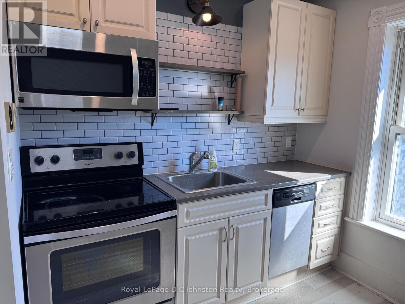 43 Albert Street N, Saugeen Shores, Ontario  N0H 2L0 - Photo 13 - X13694244