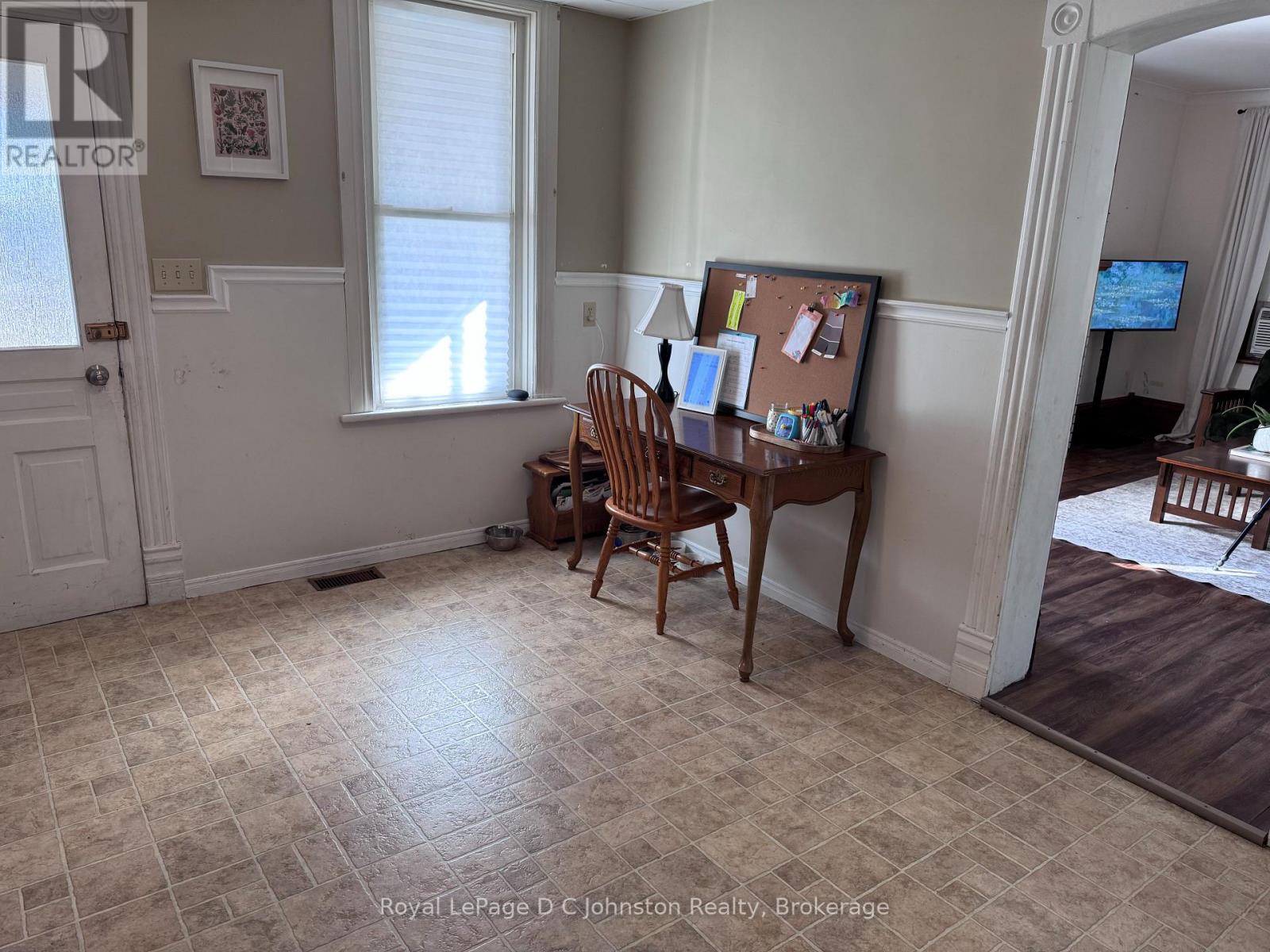 43 Albert Street N, Saugeen Shores, Ontario  N0H 2L0 - Photo 9 - X13694244