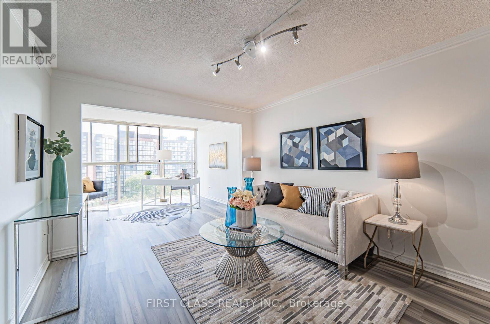 810 - 2091 HURONTARIO STREET, Mississauga, Ontario