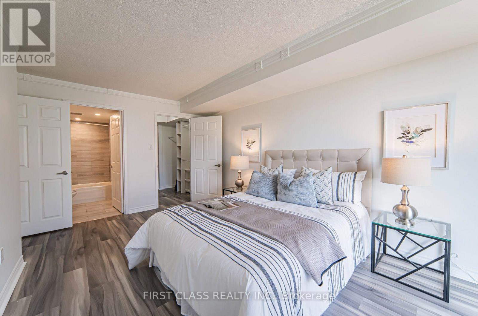 810 - 2091 Hurontario Street, Mississauga, Ontario  L5A 4E6 - Photo 12 - W13694256