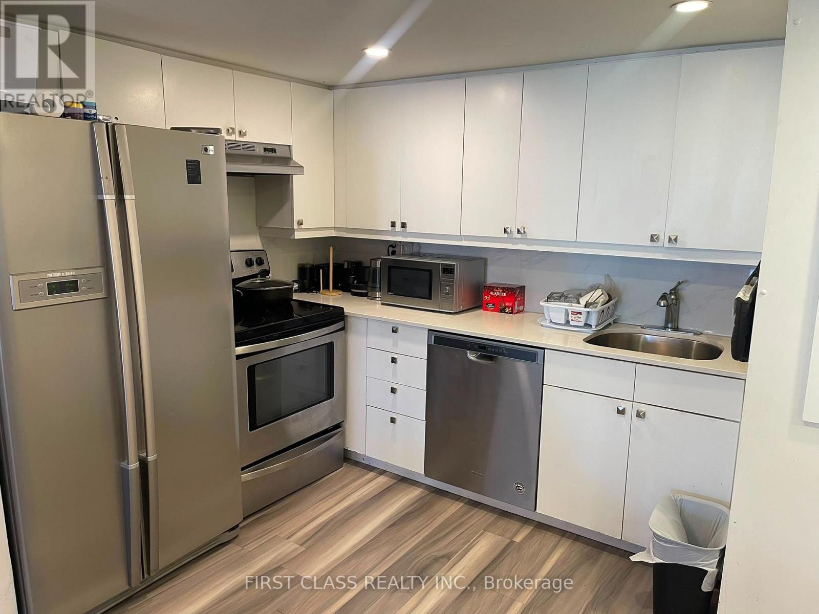 810 - 2091 Hurontario Street, Mississauga, Ontario  L5A 4E6 - Photo 35 - W13694256