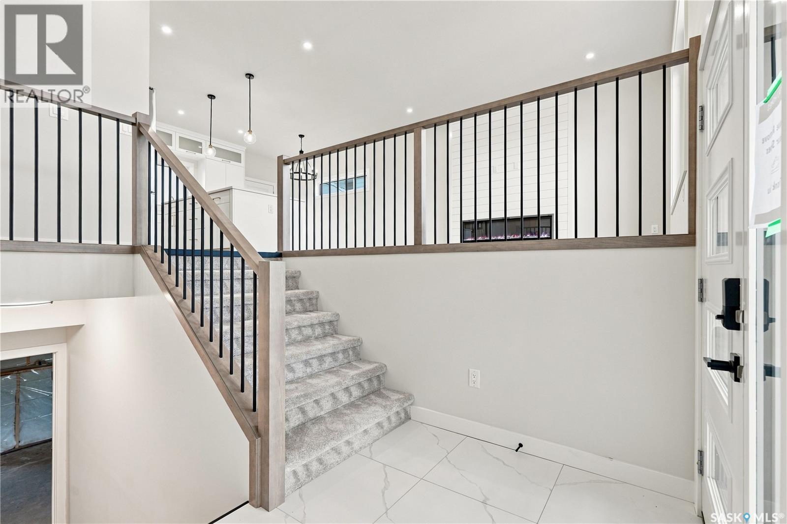 824 Ballesteros Crescent, Warman, Saskatchewan  S0K 4S0 - Photo 5 - SK045726