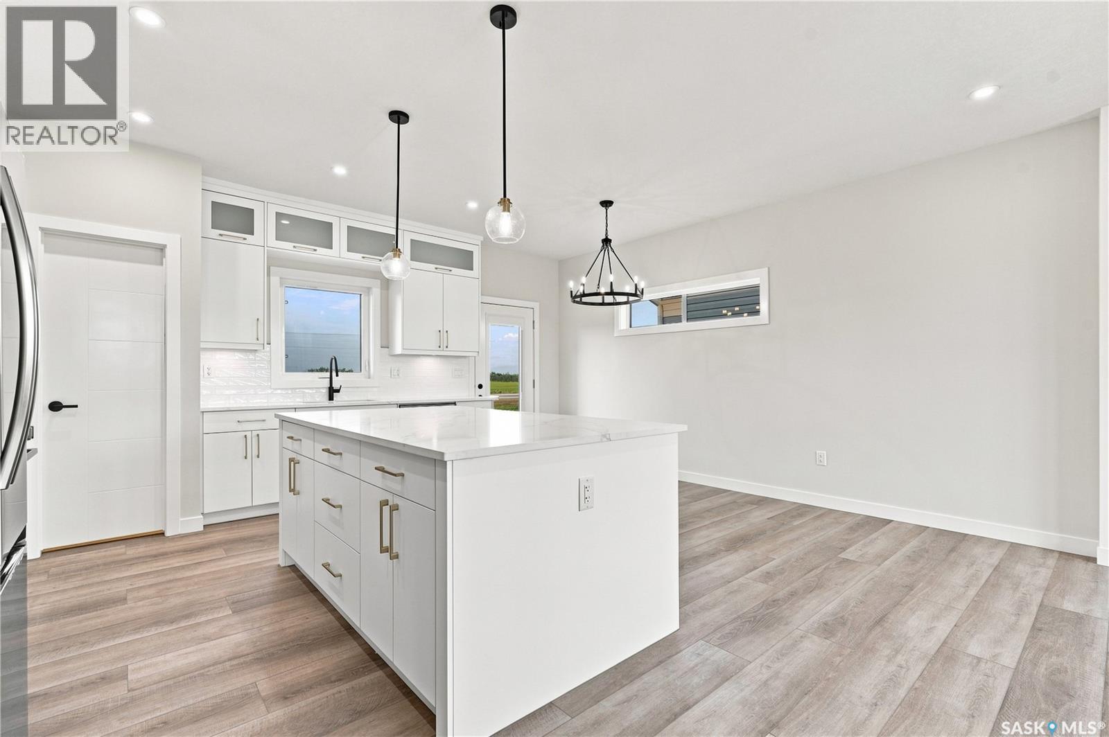 824 Ballesteros Crescent, Warman, Saskatchewan  S0K 4S0 - Photo 15 - SK045726