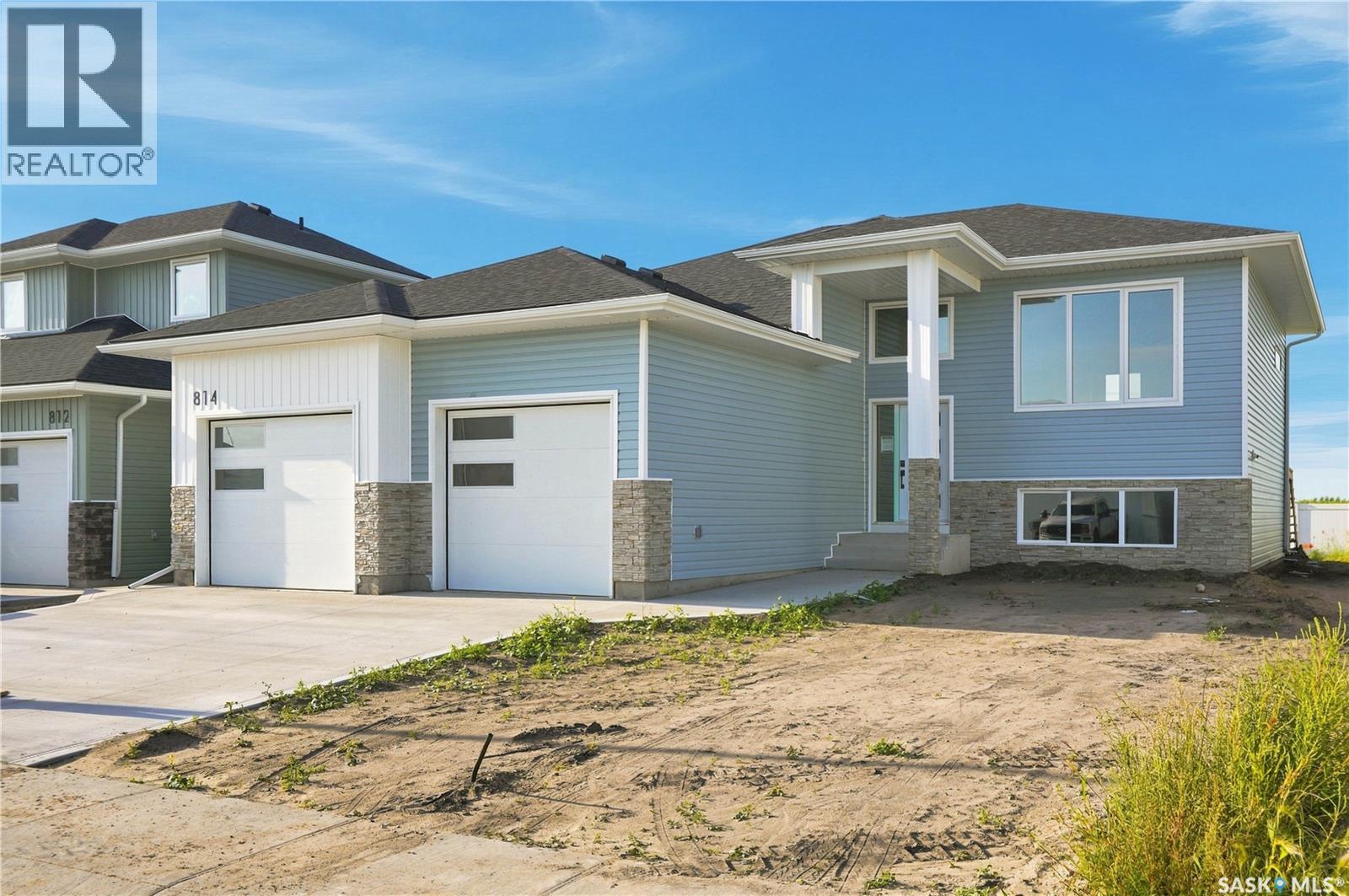824 Ballesteros Crescent, Warman, Saskatchewan  S0K 4S0 - Photo 3 - SK045726
