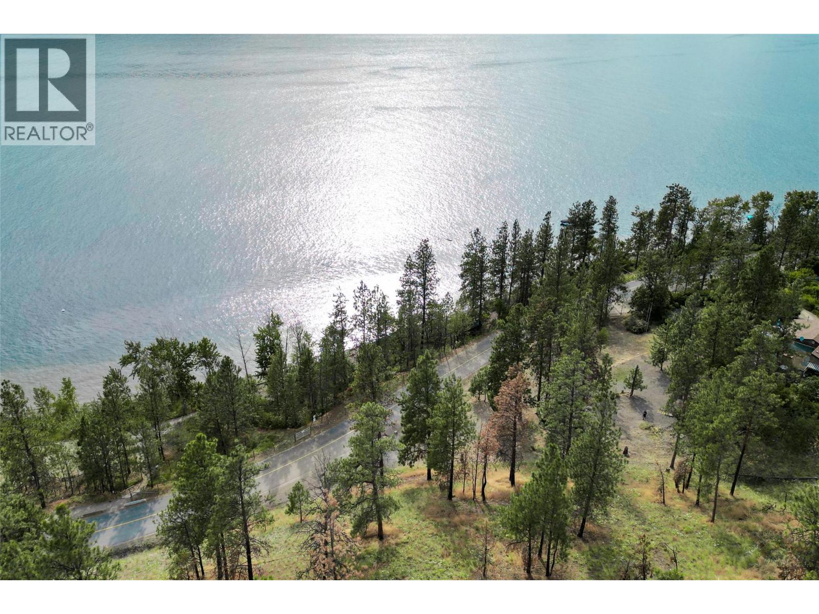 9775/9819 Okanagan Centre Road W, Lake Country, British Columbia