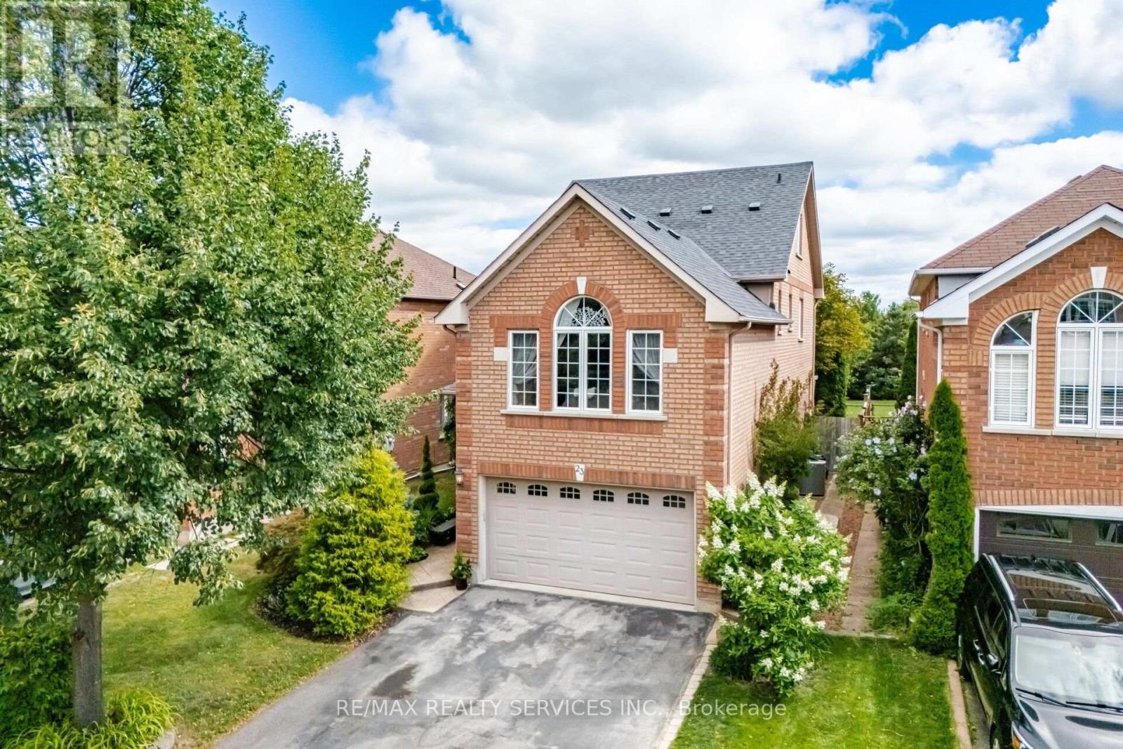 23 SWANSEA MEADOWS DRIVE, Brampton, Ontario