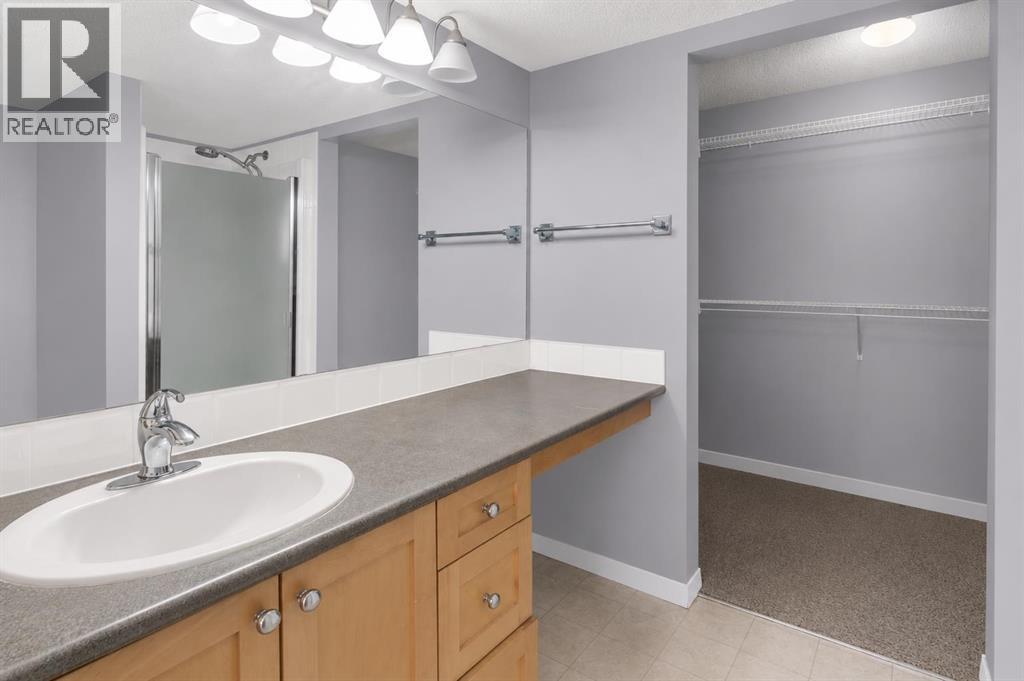 203, 345 Rocky Vista Park NW, Calgary, Alberta  T3G 5K6 - Photo 14 - A2292690