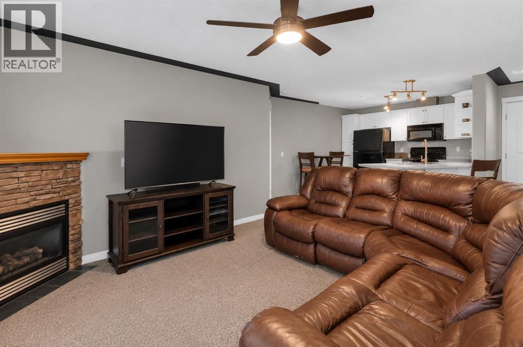 203, 345 Rocky Vista Park NW, Calgary, Alberta  T3G 5K6 - Photo 7 - A2292690