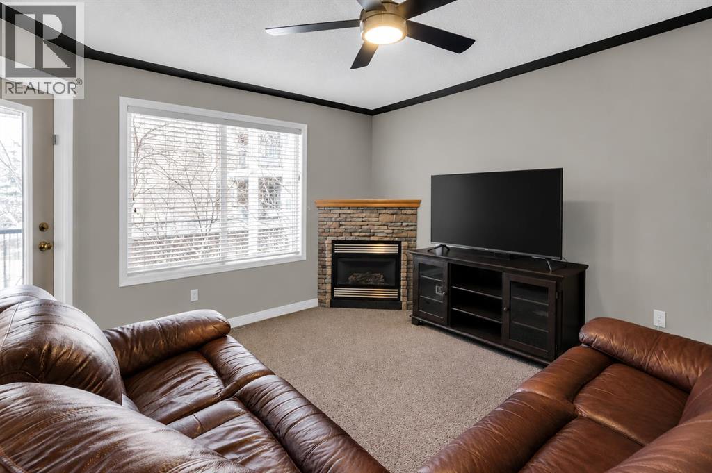203, 345 Rocky Vista Park NW, Calgary, Alberta  T3G 5K6 - Photo 9 - A2292690