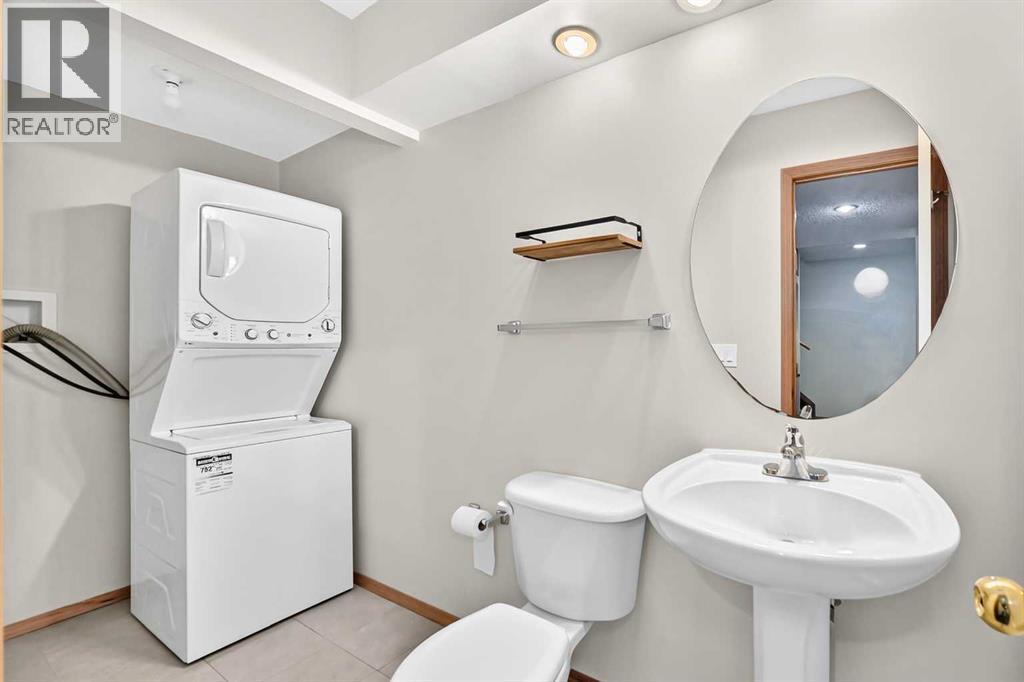 43 Somerside Common SW, Calgary, Alberta  T2Y 3M9 - Photo 32 - A2330116