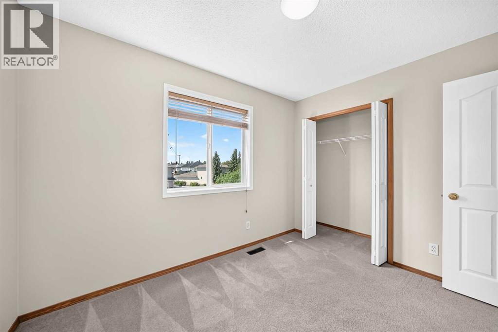 43 Somerside Common SW, Calgary, Alberta  T2Y 3M9 - Photo 22 - A2330116