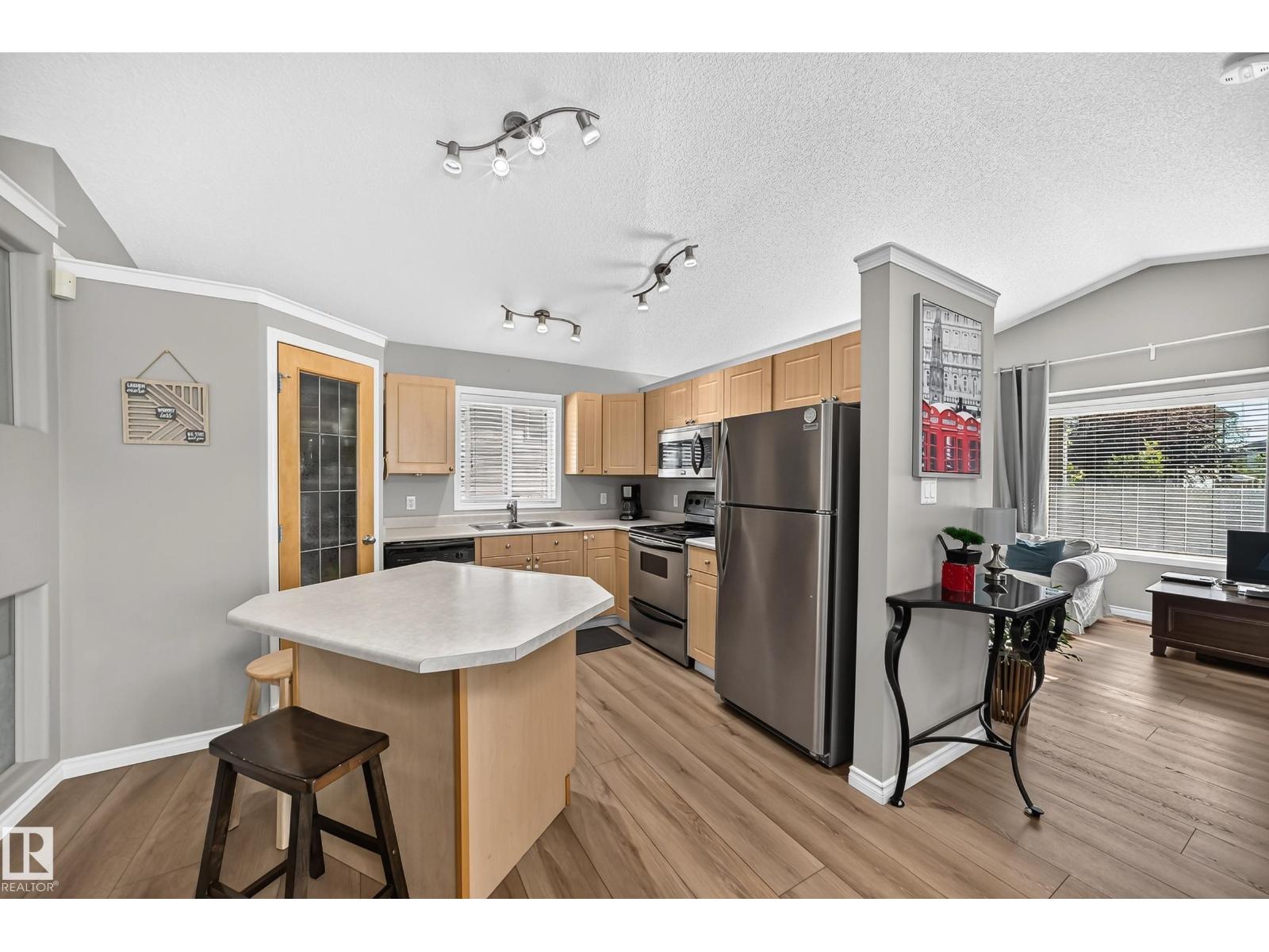 322 84 St SW, Edmonton, Alberta  T6X 1H8 - Photo 10 - E4504598