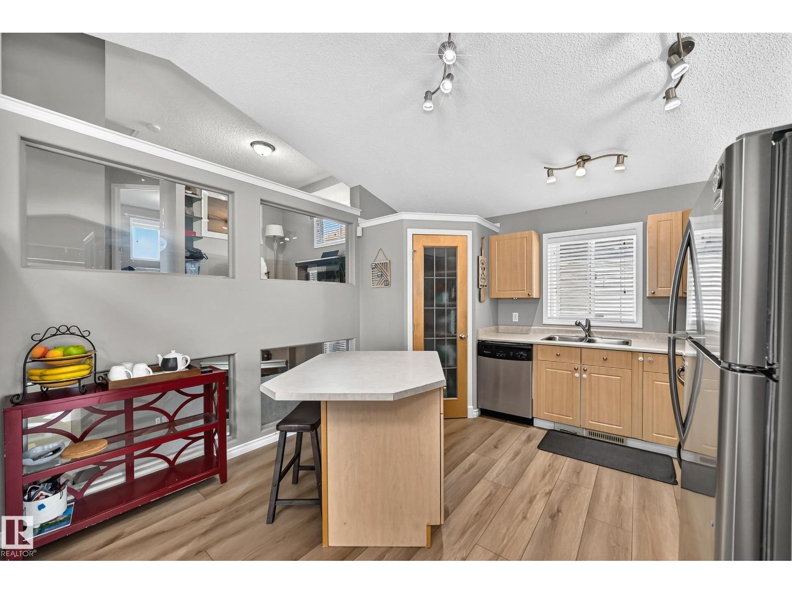 322 84 St SW, Edmonton, Alberta  T6X 1H8 - Photo 7 - E4504598